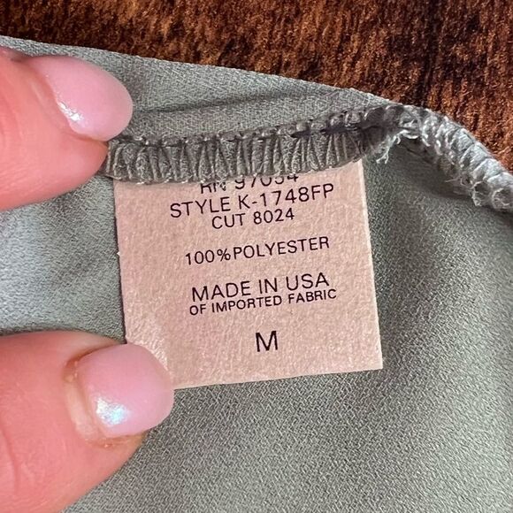 REVOLVE Krisa Lightweight Summer Shorts in Blue with Floral Print. Medium. NWT! - Picture 10 of 16